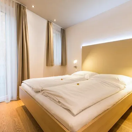 4 & 5 Salzburgo